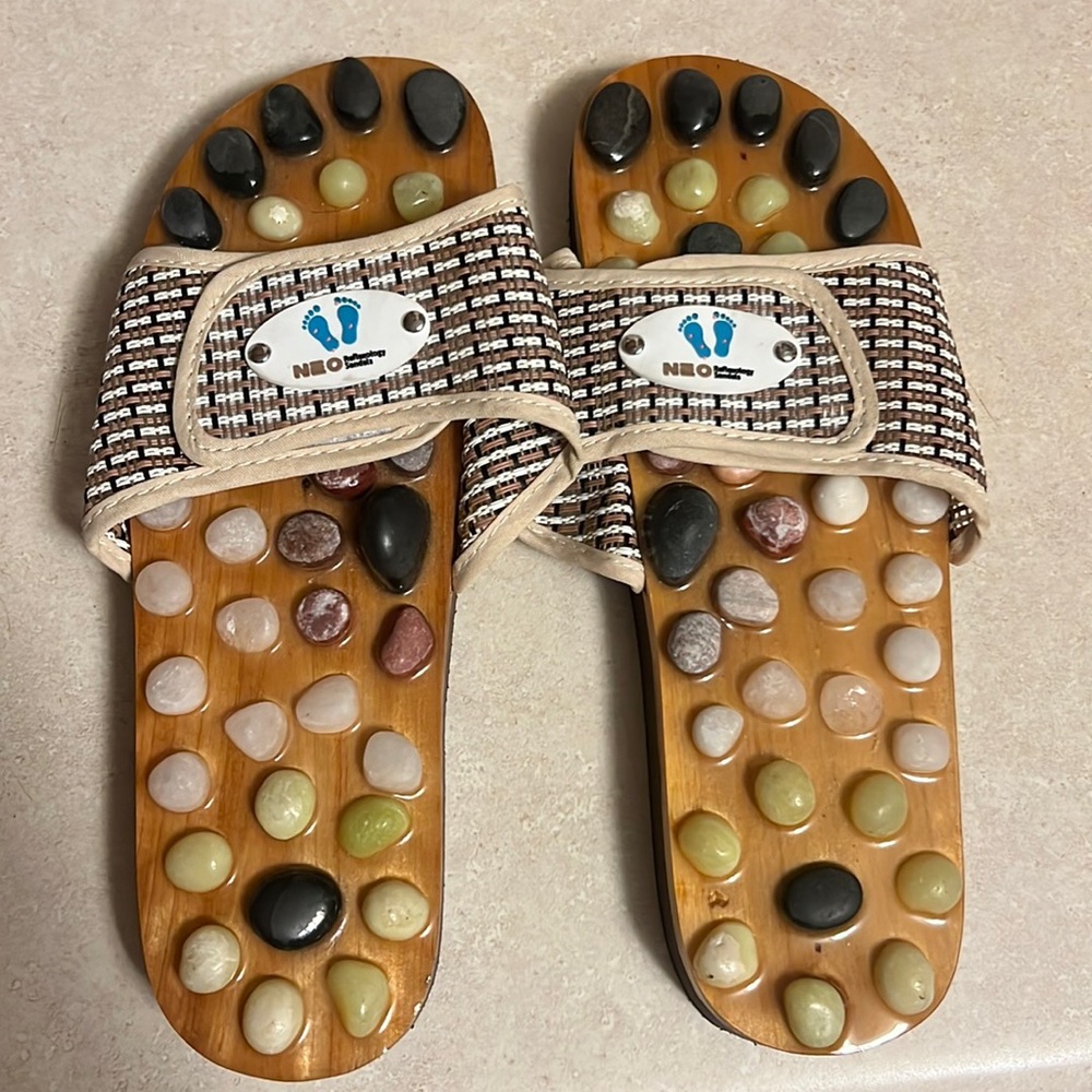 Neo Acupressure Foot Massage Slides on Sandals Size fits a size 8 1/2-9
